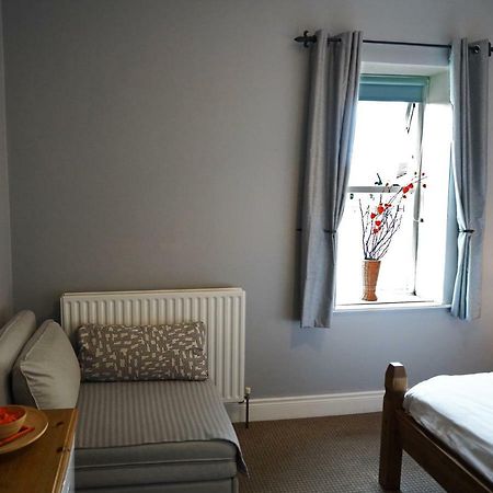 The Keep Guesthouse Carrickfergus Exterior photo